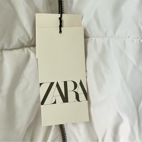 🌴 Cutest Zara Women's White Puffer Jacket - Picture 2 of 13